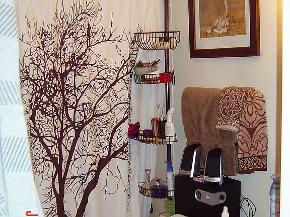 3rd image of 1620 9th Ave APT 4