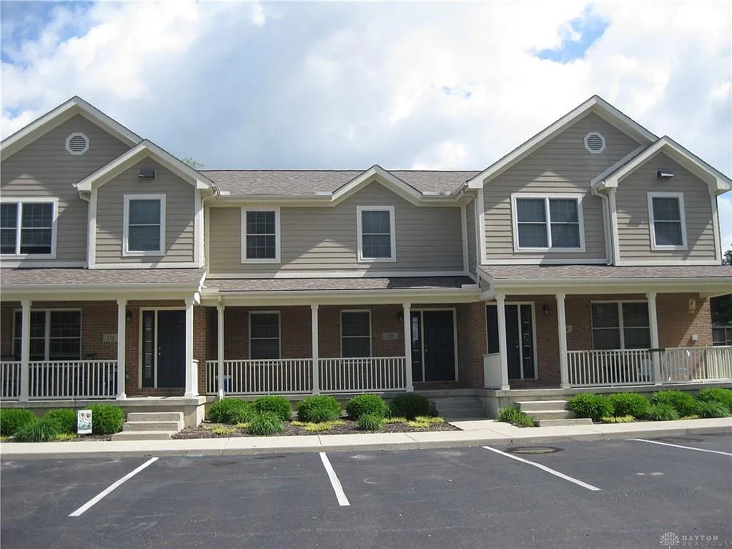 3 bed, 2.5 bath, 1500 sqft, $1,500 — Photo 1