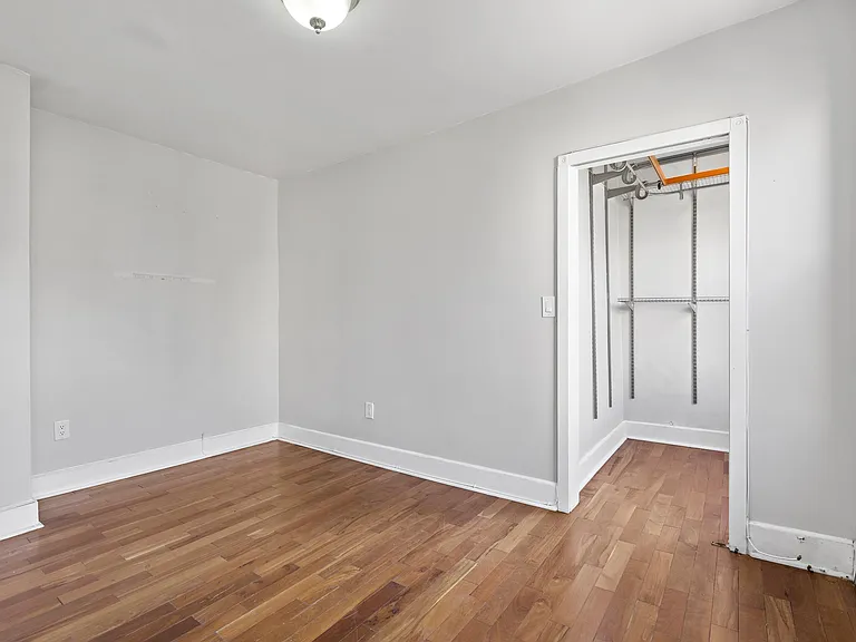 36 Perry St #2 — Photo 8