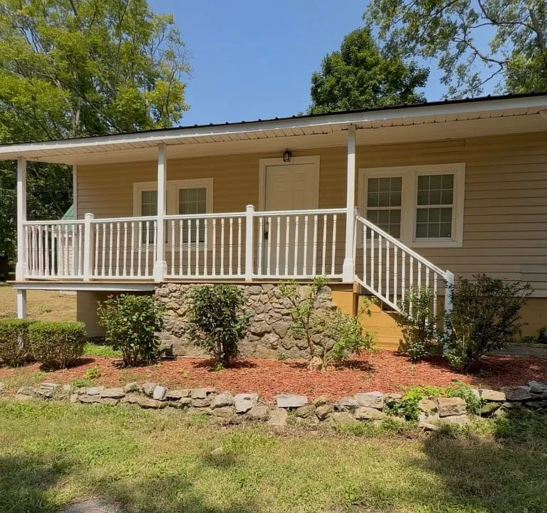 1447 Franklin Rd