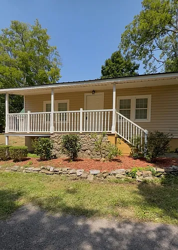 1447 Franklin Rd Photo 1