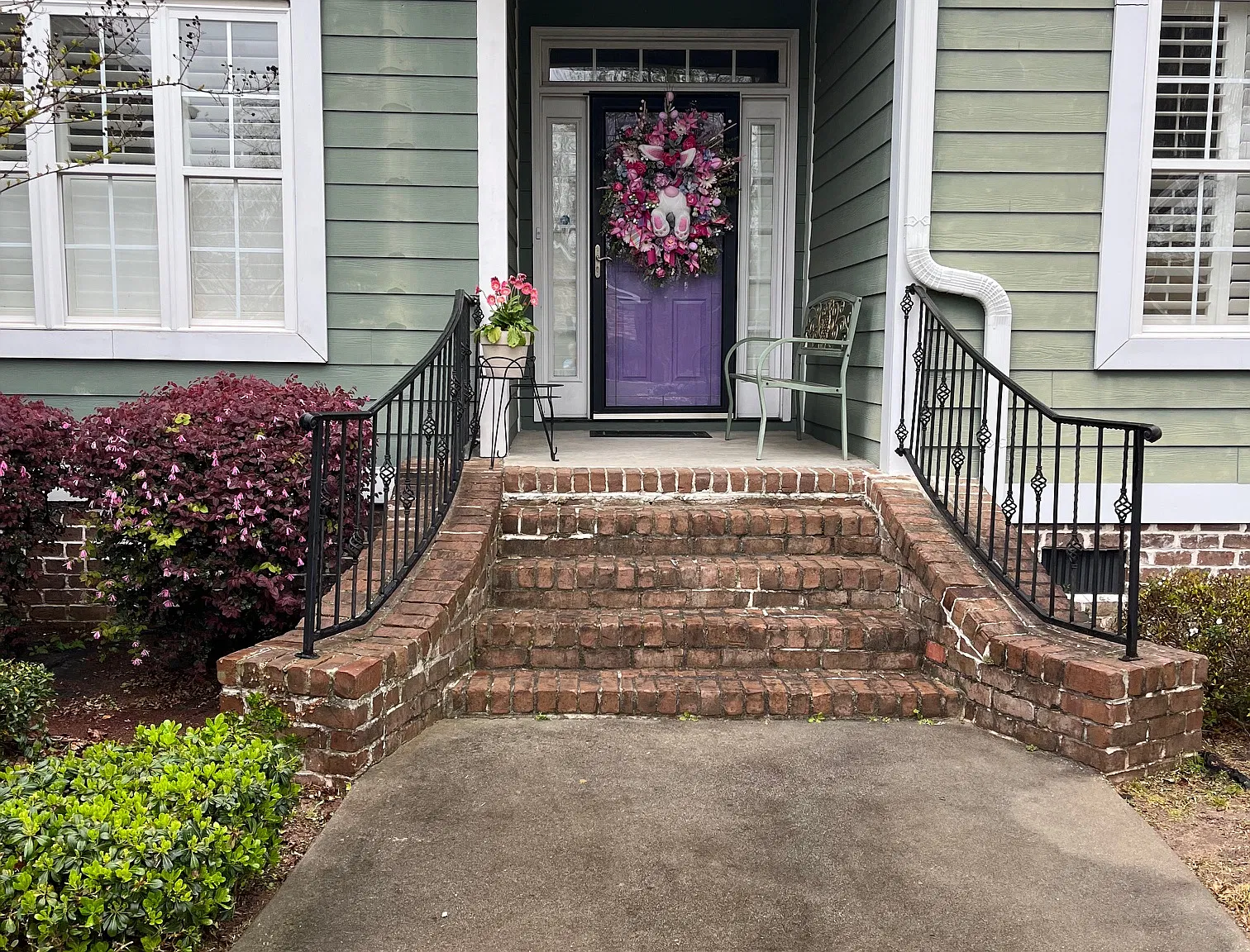 3 bed, 2180 sqft, $2,500 — Photo 1