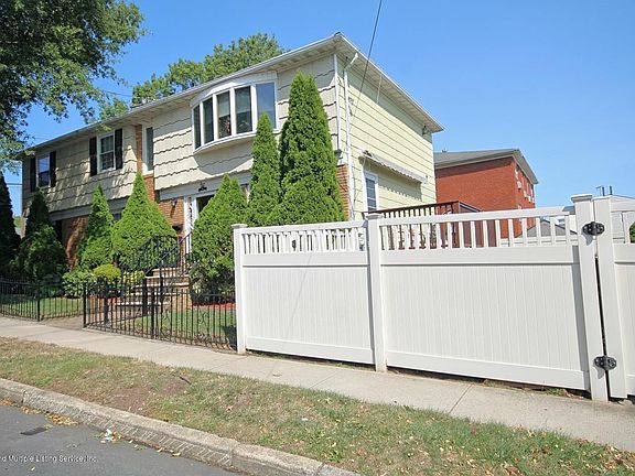 2nd image of 3 Taunton St