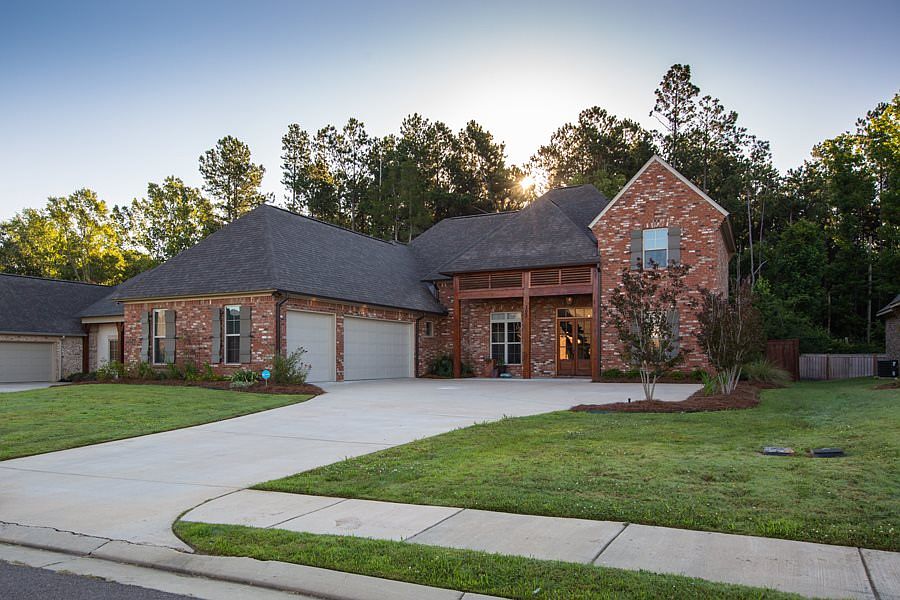1st image of 193 Stone Creek Dr