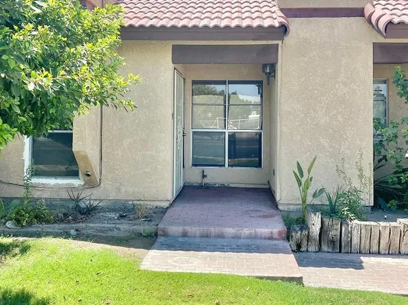 651 E 24th St APT 5, Yuma, AZ 85365