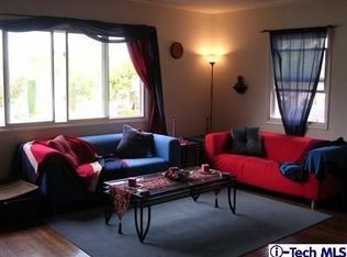 11056 Woodward Ave, Sunland, CA 91040