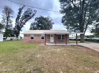 1991 Finley Ave, Grand Ridge, FL 32442