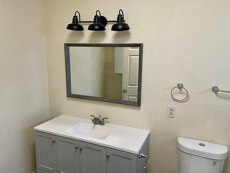 31101 Avenida El Pueblo — Photo 17