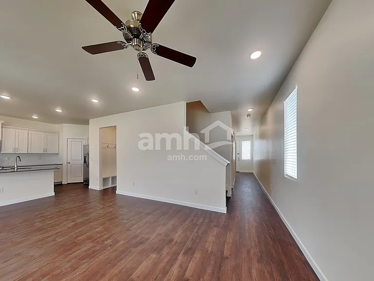 1480 N Garnet Creek Ave — Photo 6
