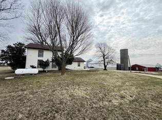 10212 E B C Townline Rd, Clinton, WI 53525