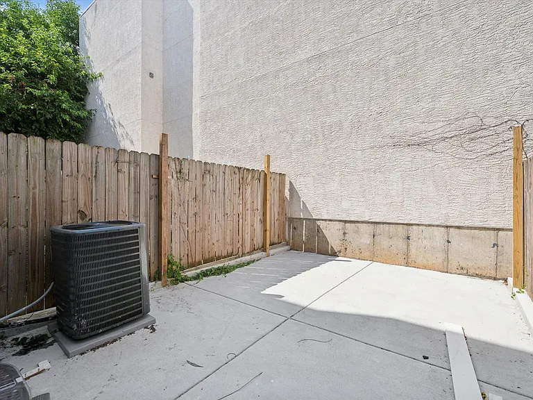 1513 Seybert St #1A — Photo 13