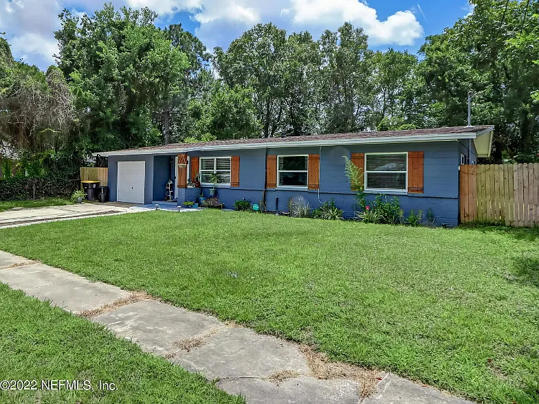 3 bed, 1316 sqft, $1,750 — Photo 2