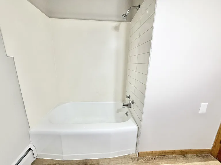 1659 Capital Ave #1 — Photo 16