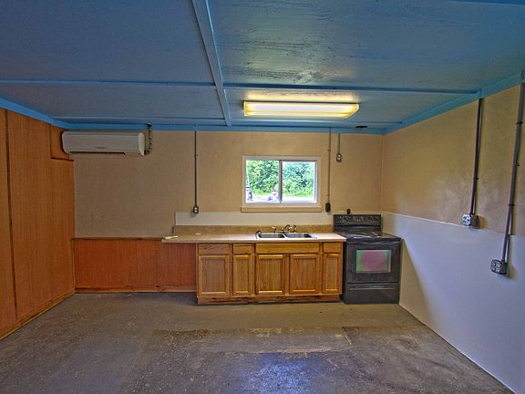 3rd image of 12668 Little Creek Hwy