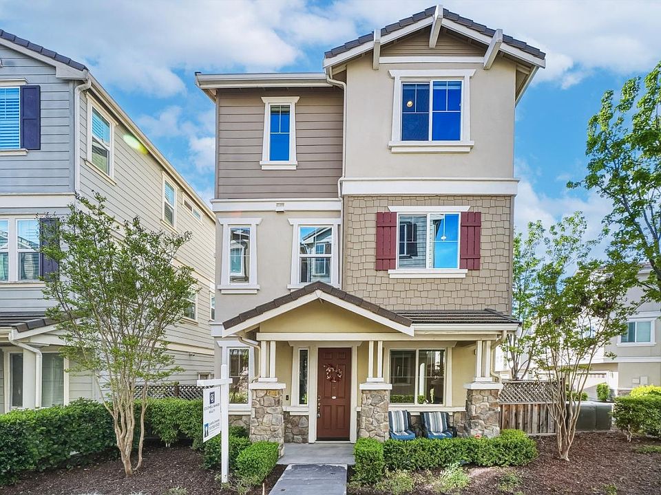 1st image of 7026 N Mariposa Ln