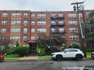 2200 Center Avenue #E6, Fort Lee, NJ 07024