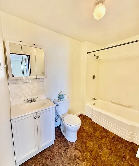 154 Woburn St #1 — Photo 17