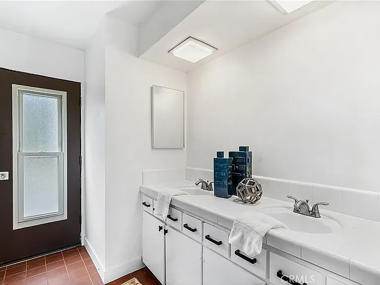 10951 Hunting Horn Dr — Photo 40