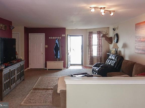 2nd image of 408 Gavin Dr