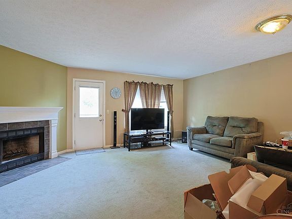 3rd image of 1582 Gelhot Dr APT 230
