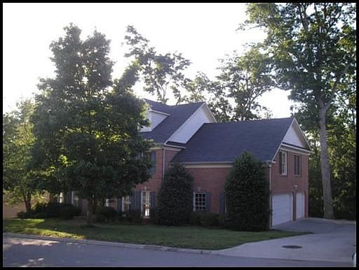 1st image of 10305 Castlebridge Ct