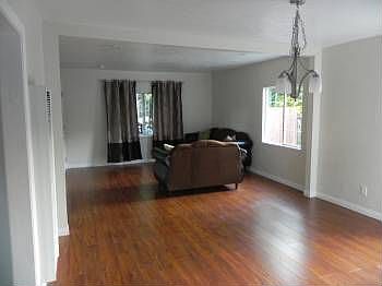4th image of 2519 Plata St