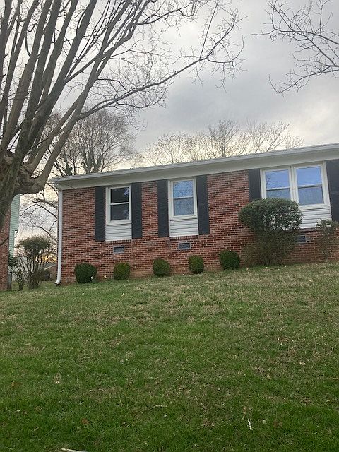 1st image of 46 Linda Dr