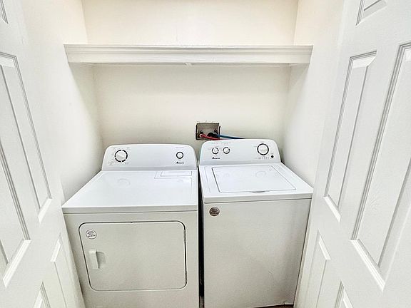 3rd image of 168 N Grove St #1F