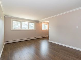 10735 81st Ave NW #102, Edmonton, AB T6E1Y2