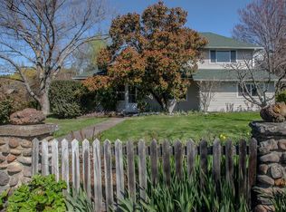 189 Myer Creek Rd, Ashland, OR 97520