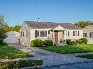 1407 N Iowa St, South Bend, IN 46628