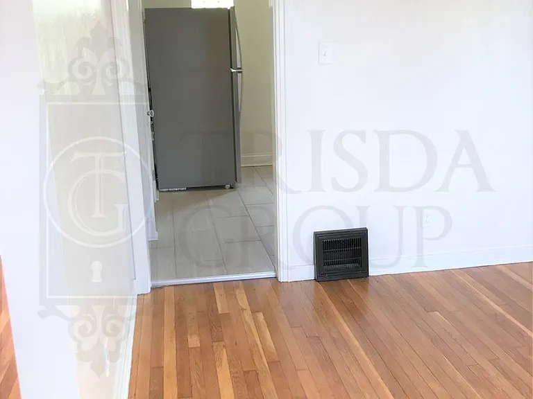 3218 Glendale Ave — Photo 8