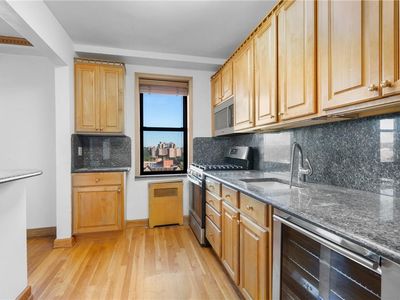 3840 Greystone Avenue #3Q, Bronx, NY, 10463
