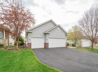 13600 Crossglenn Path, Rosemount, MN 55068
