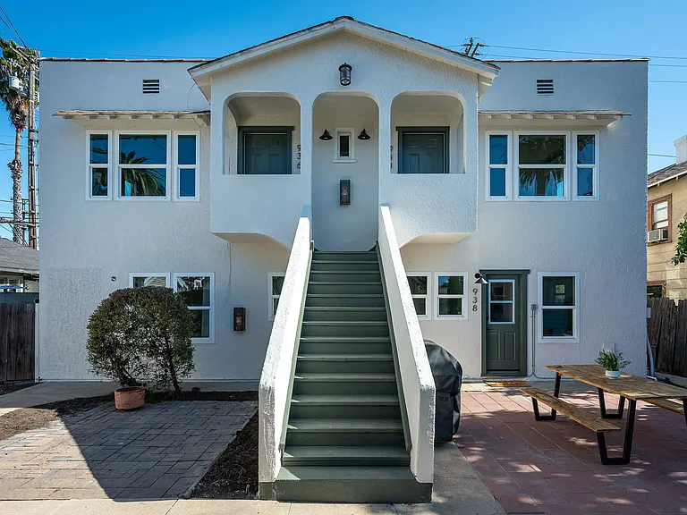 932 Coronado Ave #2 — Photo 14