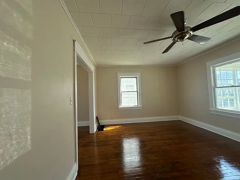 768 Flower City Park — Photo 21