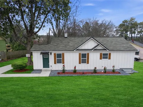 177 Woods Dr NE, Marietta, GA 30060