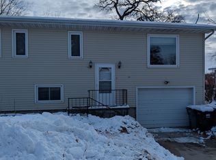 5535 Watters Rd, Hudson, IA 50643