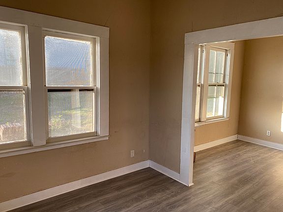 2nd image of 315 Maryland St