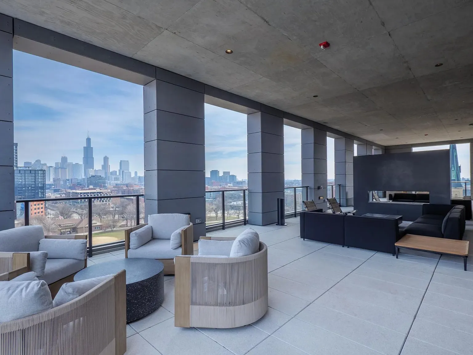 1 bed, $2,794 — Photo 4