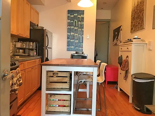 Rented by EXR | media 2