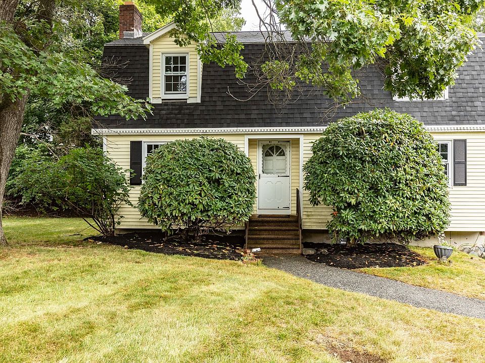 1st image of 27 Sylvanus Wood Ln