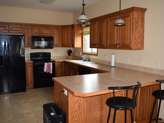 3rd image of 2850 Caywood Dr