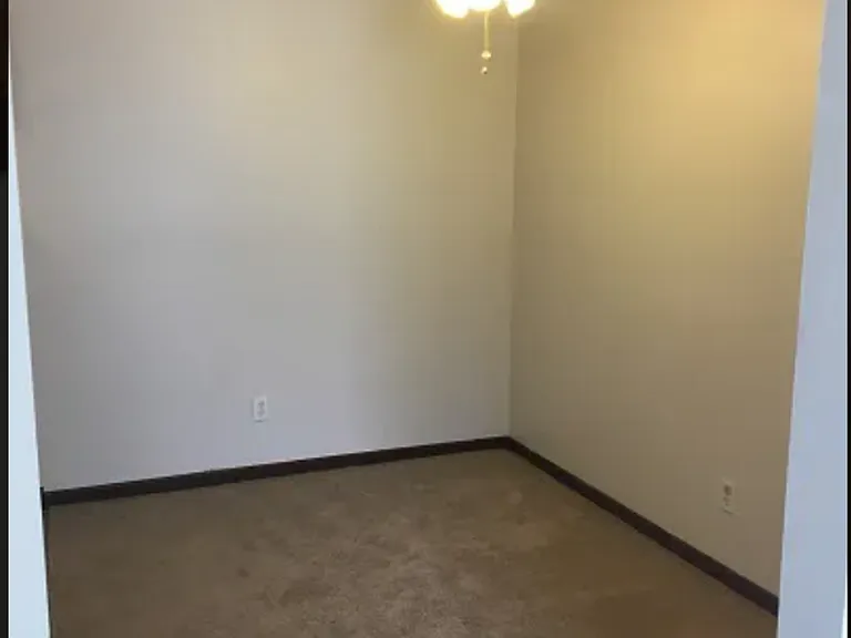 802 Hartwell Dr — Photo 20