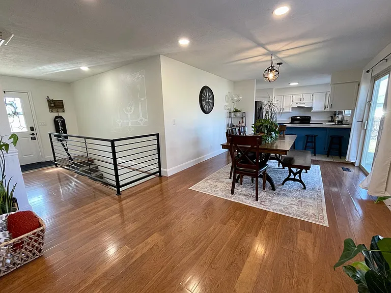 Open Layout