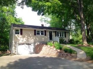 98 Brierwood Dr, Northampton, MA 01062