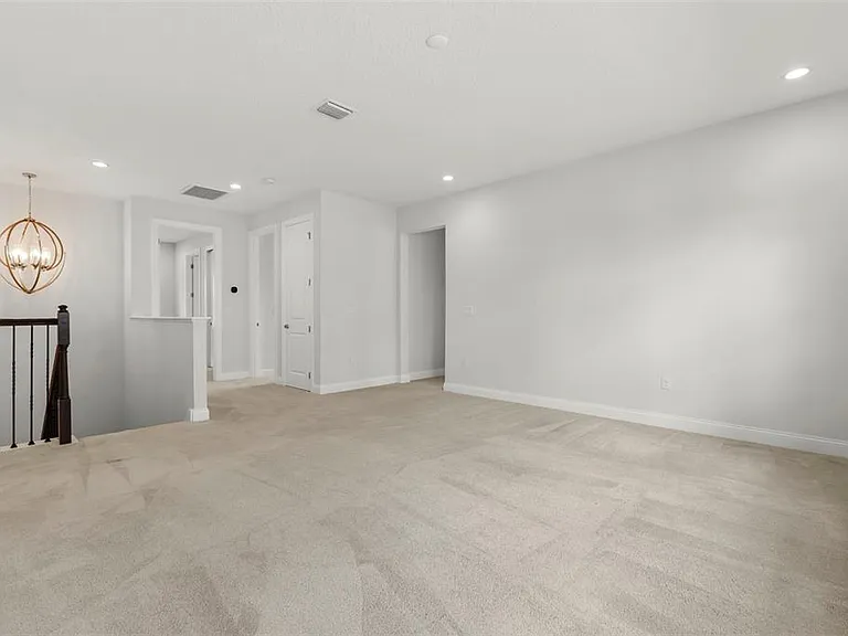 10511 Royal Cypress Way — Photo 28