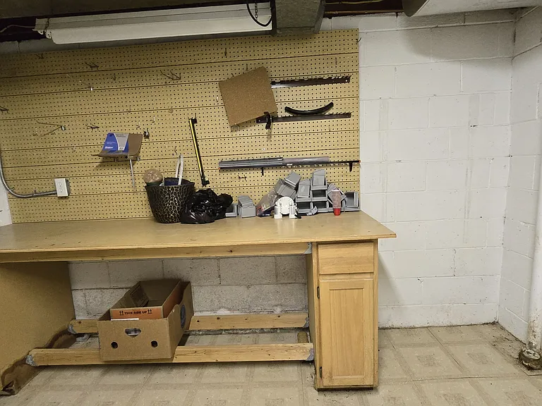 410 Allendale Pl — Photo 32