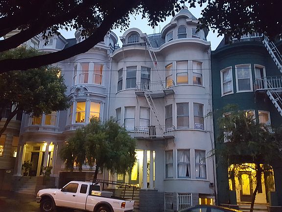 6 unit building