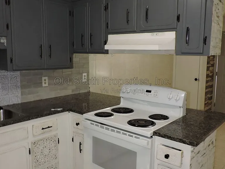 1345 Jasma Ln #B — Photo 6